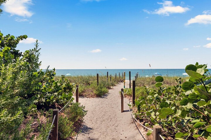 Sunset Captiva 10
