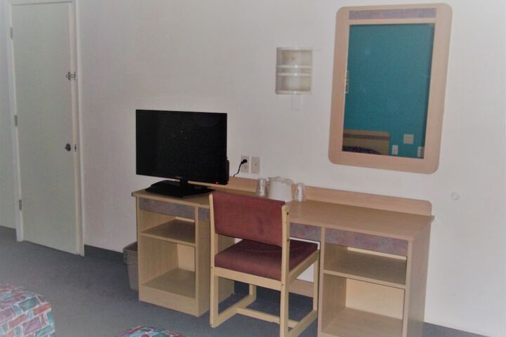 Room 15 of 16