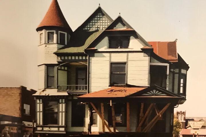 Hotel 2 of 89