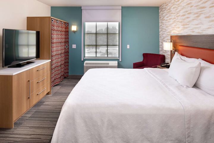 Room 25 of 66