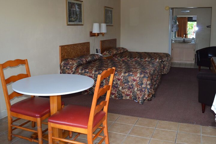 Room 42 of 59