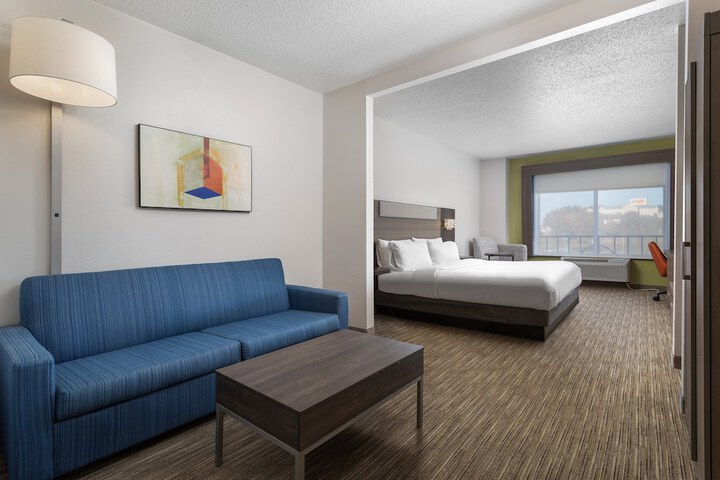Room 41 of 58