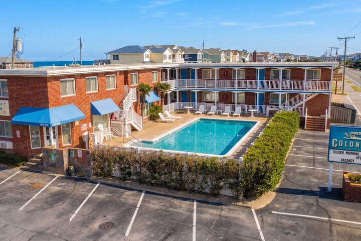Colonial Inn Motel