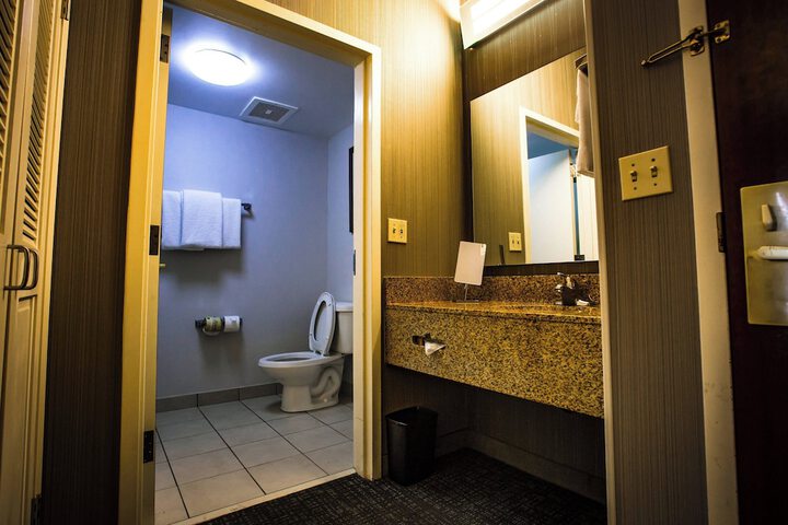 Room 11 of 29