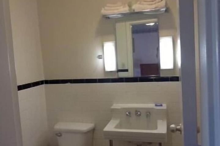 Room 26 of 36