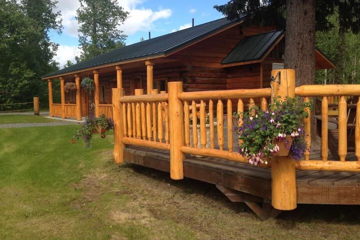 Summit Lake Lodge