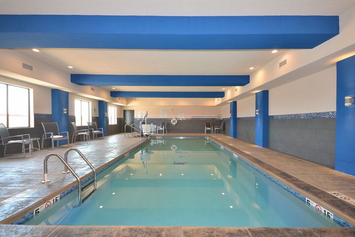 Pool 6 of 40