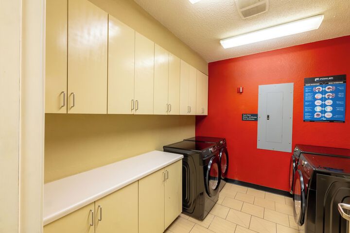Candlewood Suites Bedford Fort Worth by IHG