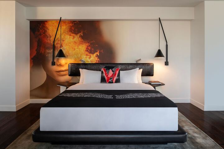 Room 51 of 197