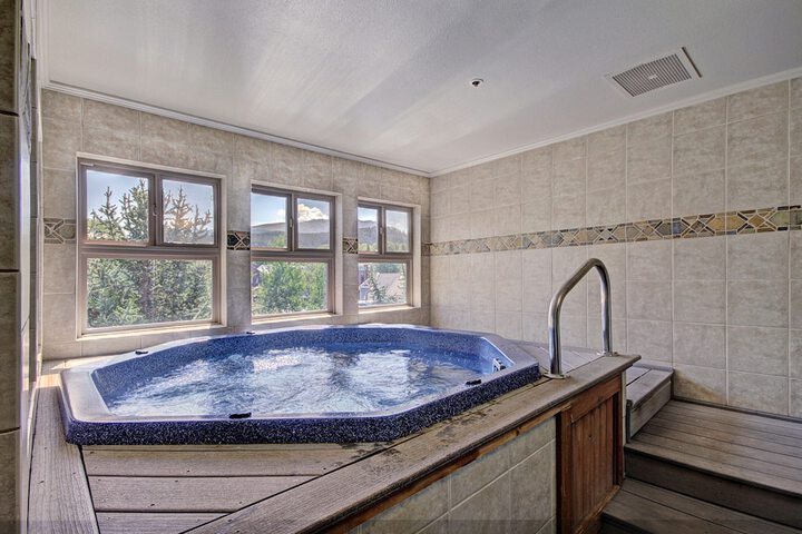 River Mountain Lodge a Vail Resorts Property