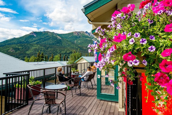 Denali Bluffs Hotel