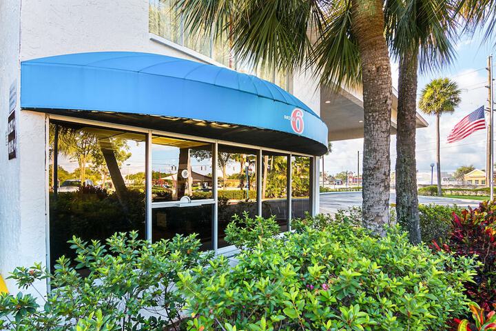 Hotel 2 of 29