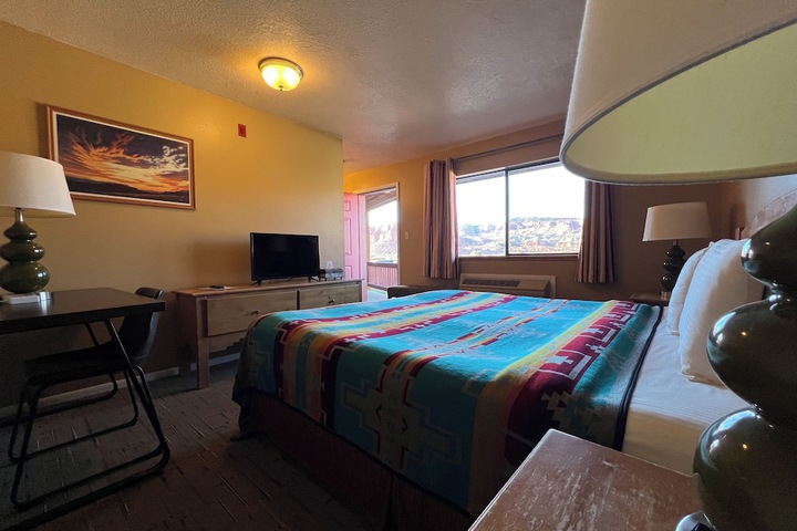 The Rim Rock Inn