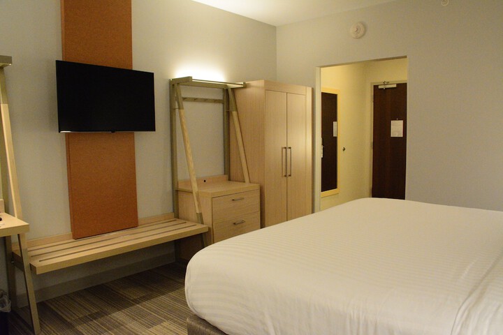 Room 30 of 52