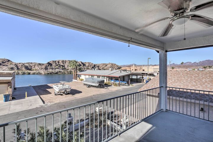 Parker Home on the Colorado River w / Views!