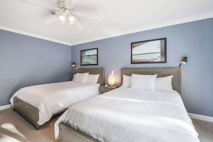 Room 14 of 25