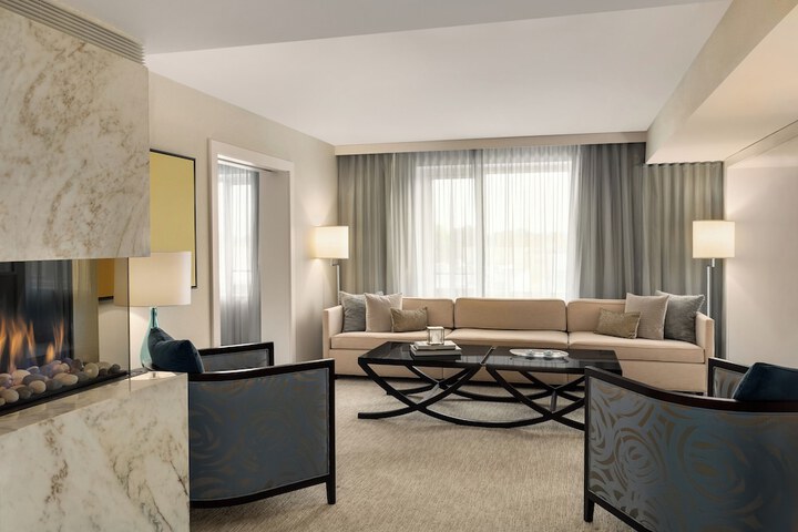 The H Hotel