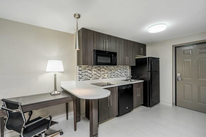 Baymont by Wyndham Clarksville