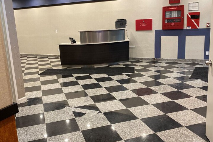 Hotel Key LaGuardia Airport