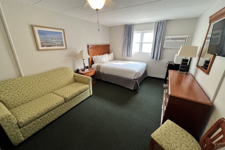 Room 97 of 111