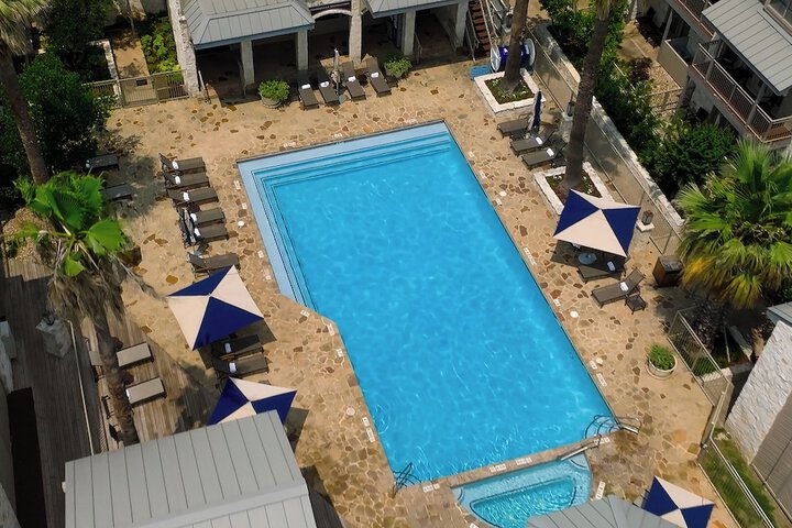 Pool 10 of 142