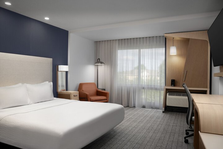 Room 16 of 37