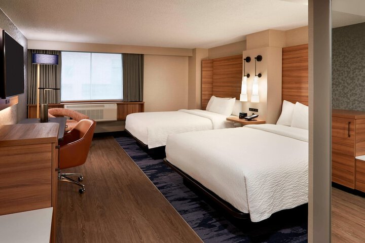 Room 10 of 27
