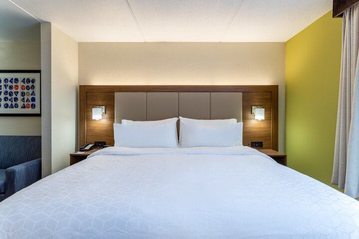 Room 22 of 41