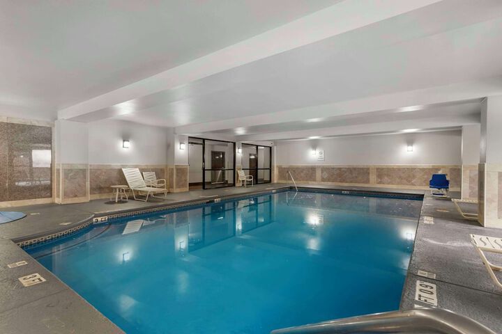 Comfort Suites Atlanta Airport