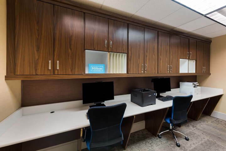 Business Center 55 of 55