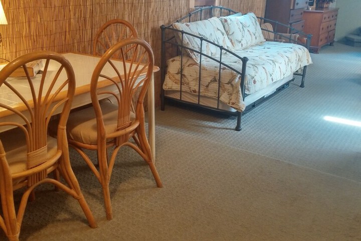 Island Guest House B & B