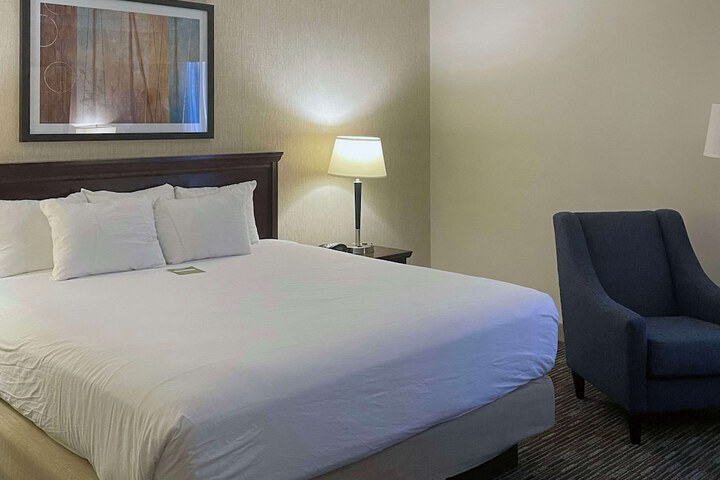 Prado Hotel