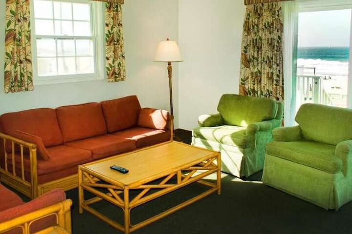 Room 158 of 229
