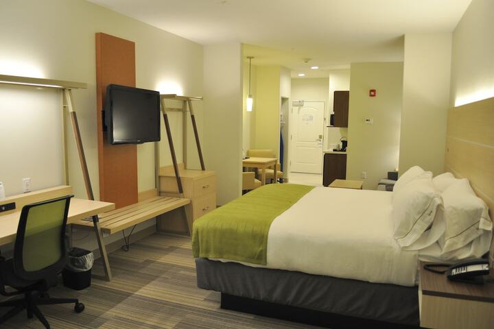 Room 22 of 45