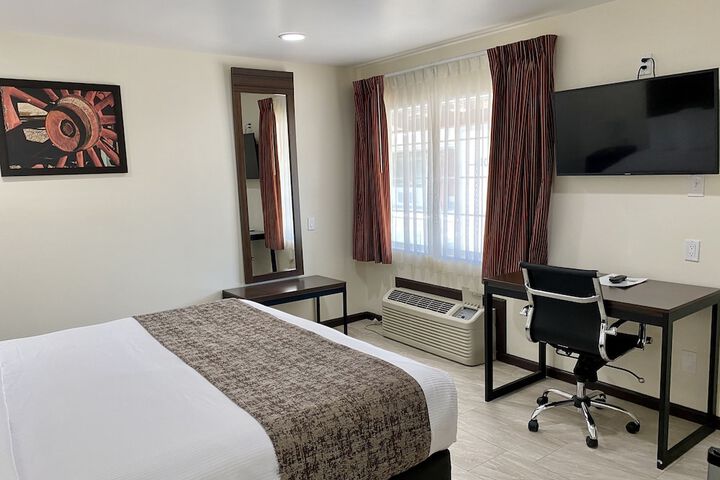 Room 32 of 36
