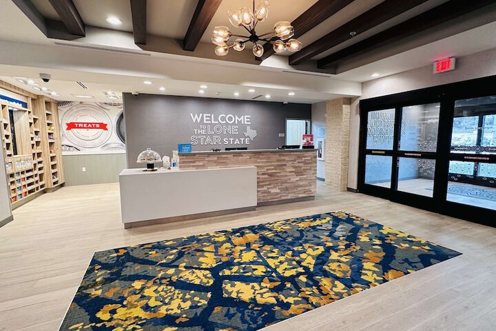 Hotel Interior 23 of 115