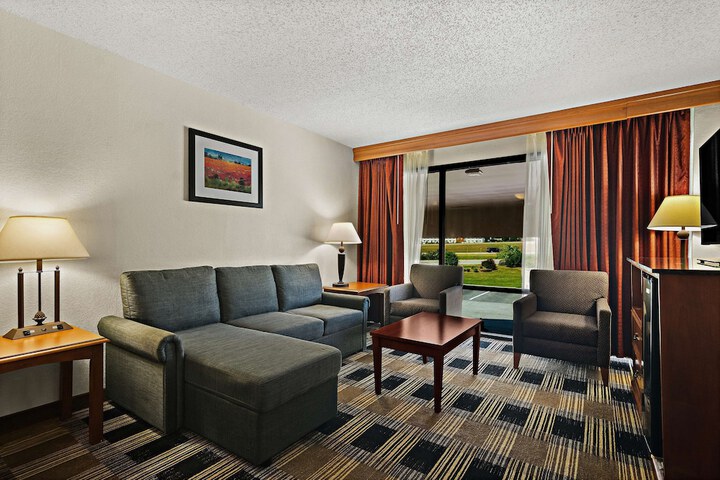 Room 8 of 39