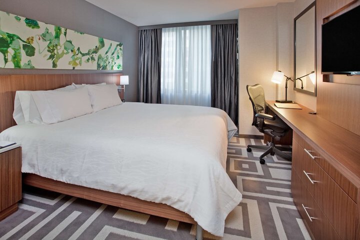 Room 12 of 41