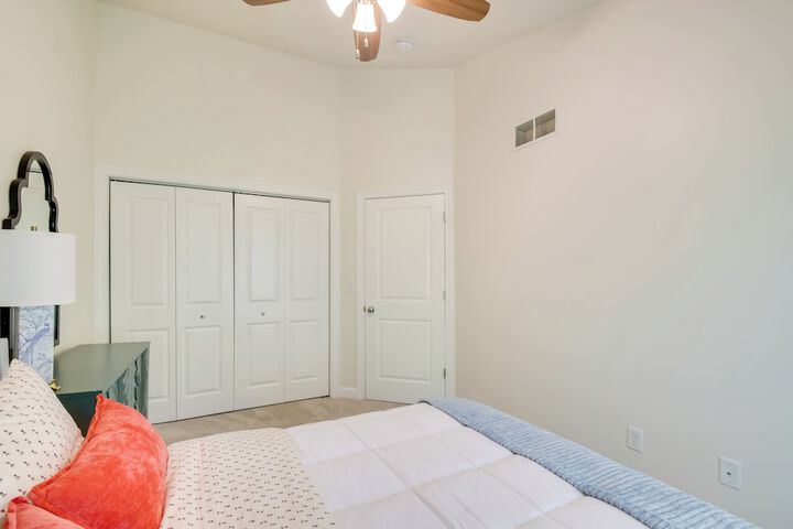 2 Mi to TBK Bank Sports Complex: Townhome w / Patio