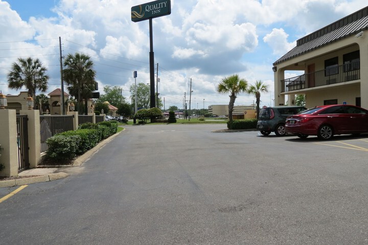 Hotel 4 of 44