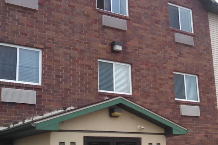 Hotel 7 of 35