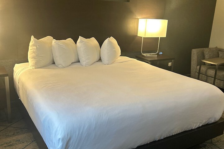 Room 19 of 45