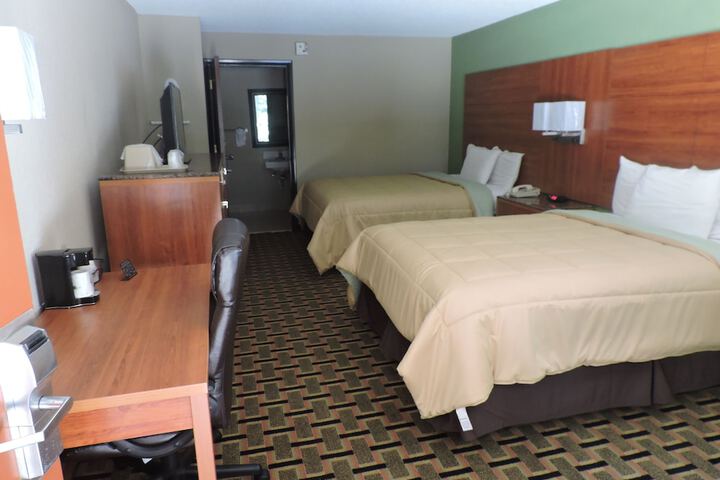 Room 16 of 36