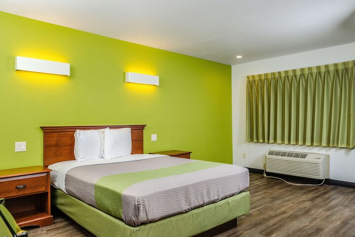 Motel 6 Oakdale CA