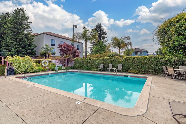 Comfort Inn