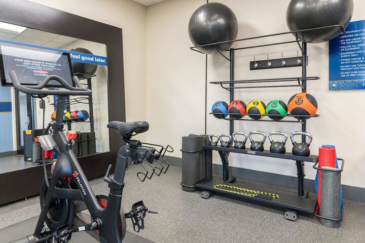 Hampton Inn & Suites Hartford-Manchester