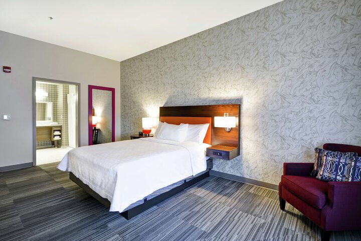 Room 32 of 45