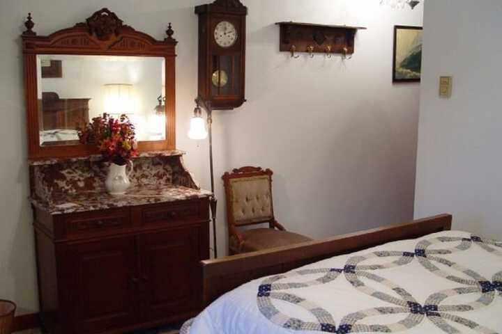 Room 16 of 27