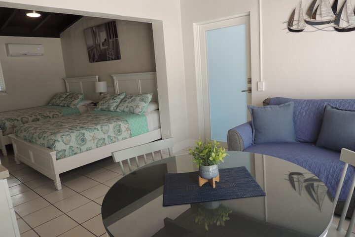 Room 40 of 82
