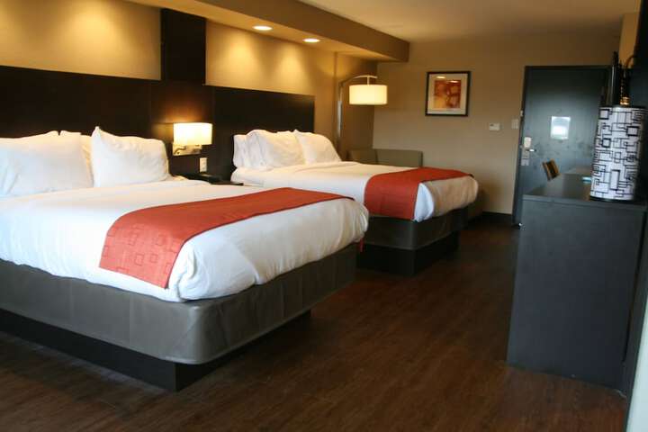 Room 31 of 103
